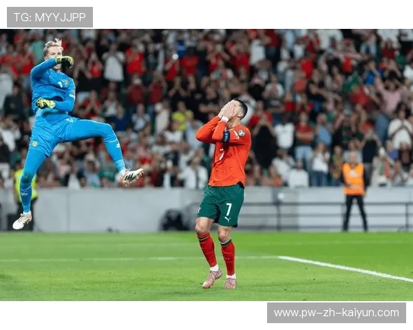 巴萨研究C罗式冲击路径,未来进攻新打法引领潮流 巴萨研究C罗式冲击路径,未来进攻新打法引领潮流